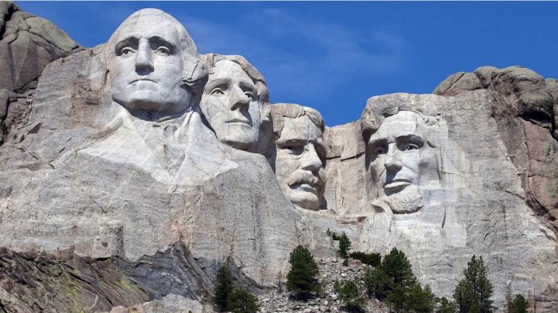 ¿qué presidentes están tallados en el monte rushmore?